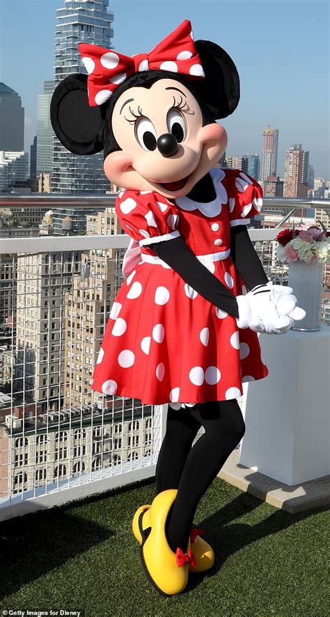 minnie mouse new outfit permanent